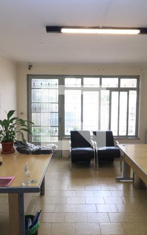 Casa à venda com 240m², 3 quartos e 4 vagasSala de TV