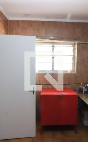 Casa à venda com 240m², 3 quartos e 4 vagasBanheiro da Suíte