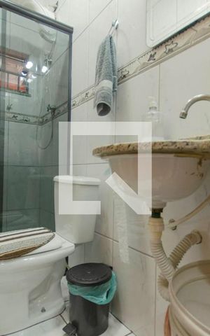 Casa de condomínio à venda com 146m², 3 quartos e 2 vagas Casa de condomínio à venda com 146m², 3 quartos e 2 vagasBanheiro Suíte