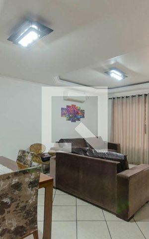 Casa de condomínio à venda com 146m², 3 quartos e 2 vagas Casa de condomínio à venda com 146m², 3 quartos e 2 vagasSala