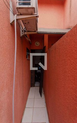 Casa de condomínio à venda com 146m², 3 quartos e 2 vagas Casa de condomínio à venda com 146m², 3 quartos e 2 vagasSacada Quarto 1