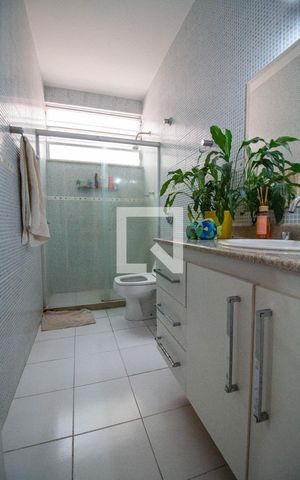 Apartamento à venda com 100m², 3 quartos e 1 vaga Apartamento à venda com 100m², 3 quartos e 1 vagaBanheiro Social