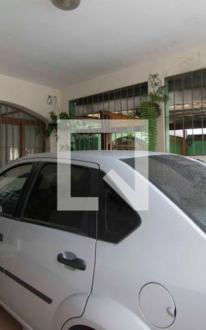 Casa à venda com 120m², 3 quartos e 1 vagaGaragem
