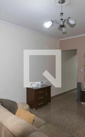 Casa à venda com 120m², 3 quartos e 1 vagaSala