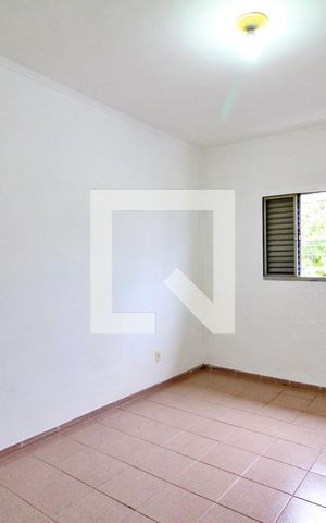 Casa à venda com 204m², 2 quartos e 4 vagasQuarto 2