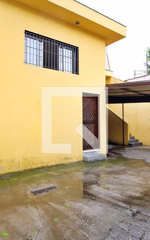 Casa à venda com 204m², 2 quartos e 4 vagasGaragem