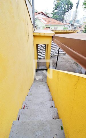 Casa à venda com 204m², 2 quartos e 4 vagasEntrada