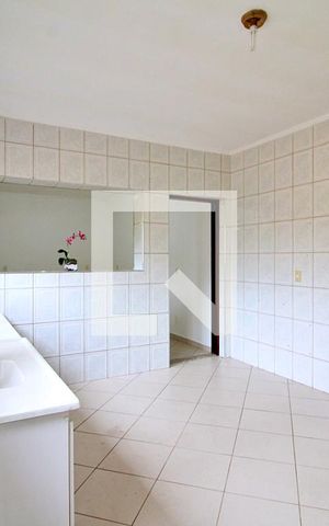 Casa à venda com 204m², 2 quartos e 4 vagasCozinha e Área de Serviço