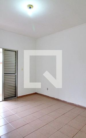 Casa à venda com 204m², 2 quartos e 4 vagasQuarto 1