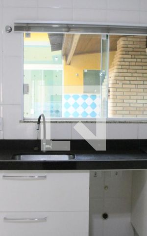 Casa à venda com 150m², 3 quartos e 2 vagasCozinha