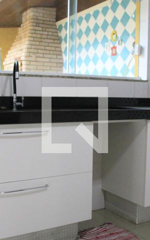 Casa à venda com 150m², 3 quartos e 2 vagasCozinha