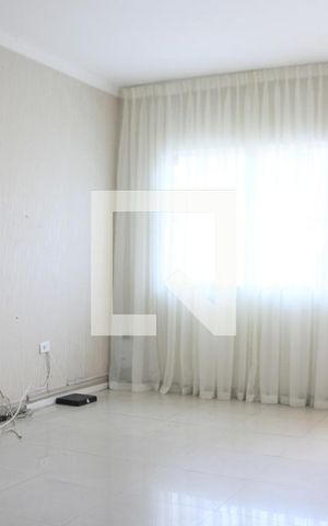 Casa à venda com 150m², 3 quartos e 2 vagasSala