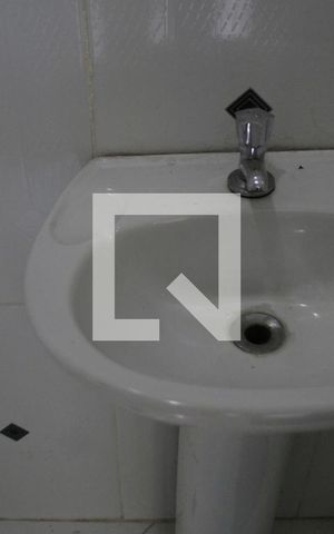 Casa à venda com 150m², 3 quartos e 2 vagasBanheiro Social