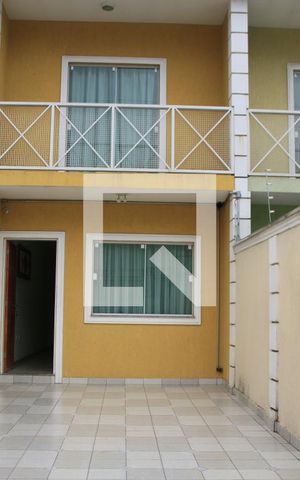 Casa à venda com 150m², 3 quartos e 2 vagasGaragem