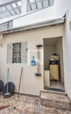 Casa à venda com 90m², 2 quartos e 2 vagasQuarto de Serviço