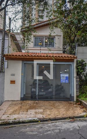 Casa à venda com 90m², 2 quartos e 2 vagasCasa