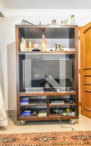 Casa à venda com 90m², 2 quartos e 2 vagasSala de Estar