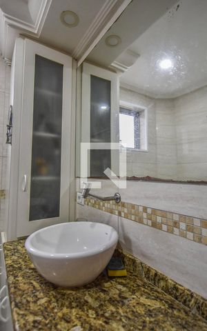 Casa à venda com 90m², 2 quartos e 2 vagasBanheiro