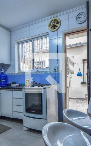 Casa à venda com 90m², 2 quartos e 2 vagasCozinha