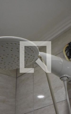 Casa à venda com 90m², 2 quartos e 2 vagasBanheiro