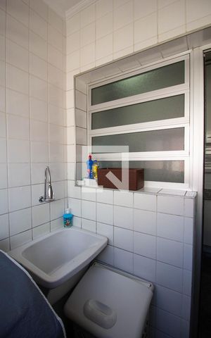 Apartamento à venda com 50m², 2 quartos e 1 vaga Apartamento à venda com 50m², 2 quartos e 1 vagaÁrea de Serviço