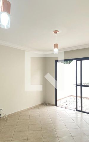 Casa à venda com 120m², 3 quartos e 3 vagasSala
