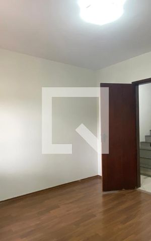 Casa à venda com 120m², 3 quartos e 3 vagasSuíte