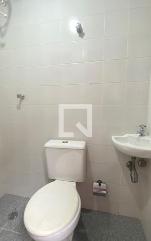 Casa à venda com 120m², 3 quartos e 3 vagasBanheiro de Serviço