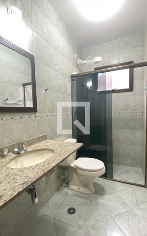 Casa à venda com 120m², 3 quartos e 3 vagasBanheiro Corredor