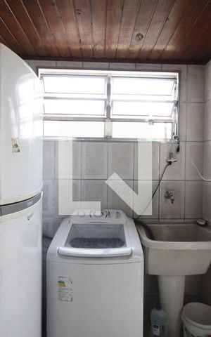 Casa à venda com 200m², 3 quartos e 3 vagasÁrea de Serviço
