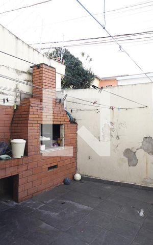 Casa à venda com 200m², 3 quartos e 3 vagasQuintal