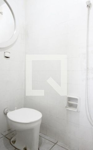 Casa à venda com 200m², 3 quartos e 3 vagasBanheiro de Serviço