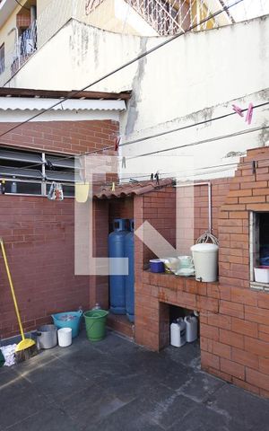 Casa à venda com 200m², 3 quartos e 3 vagasQuintal