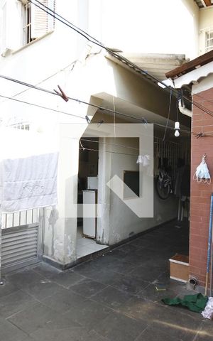 Casa à venda com 200m², 3 quartos e 3 vagasQuintal