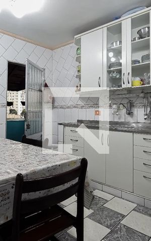 Casa à venda com 190m², 3 quartos e 3 vagas Casa à venda com 190m², 3 quartos e 3 vagasCozinha