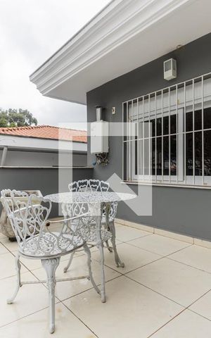 Casa à venda com 800m², 4 quartos e 6 vagasVaranda da Suíte 1