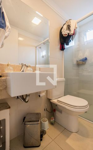 Casa à venda com 800m², 4 quartos e 6 vagasBanheiro Academia