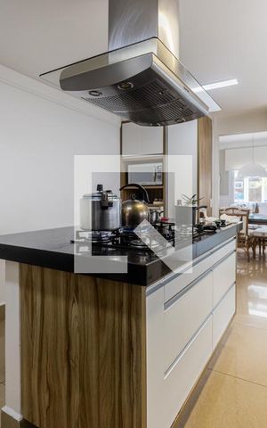 Casa à venda com 800m², 4 quartos e 6 vagasCozinha