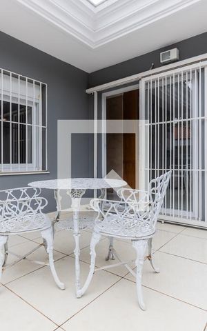 Casa à venda com 800m², 4 quartos e 6 vagasVaranda da Suíte 1