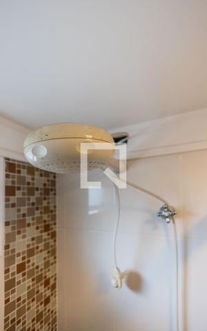 Casa à venda com 800m², 4 quartos e 6 vagasBanheiro Academia