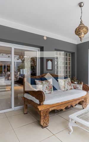 Casa à venda com 800m², 4 quartos e 6 vagasVaranda