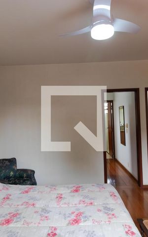 Casa à venda com 432m², 4 quartos e 4 vagas Casa à venda com 432m², 4 quartos e 4 vagasSuíte 02