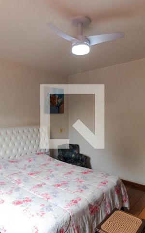 Casa à venda com 432m², 4 quartos e 4 vagas Casa à venda com 432m², 4 quartos e 4 vagasSuíte 02