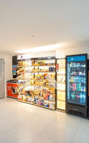 Apartamento à venda com 250m², 4 quartos e 4 vagas Apartamento à venda com 250m², 4 quartos e 4 vagasMercado