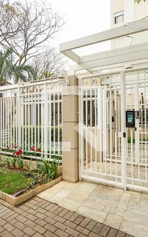 Apartamento à venda com 250m², 4 quartos e 4 vagas Apartamento à venda com 250m², 4 quartos e 4 vagasFachada