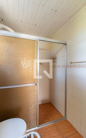 Casa à venda com 150m², 4 quartos e 2 vagasBanheiro 2