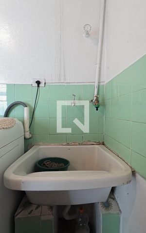Casa à venda com 300m², 3 quartos e 3 vagas Casa à venda com 300m², 3 quartos e 3 vagasÁrea de Serviço