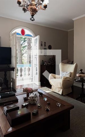 Casa à venda com 300m², 3 quartos e 3 vagas Casa à venda com 300m², 3 quartos e 3 vagasSala 3