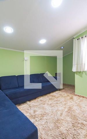 Casa à venda com 302m², 4 quartos e 2 vagas Casa à venda com 302m², 4 quartos e 2 vagasSala de TV