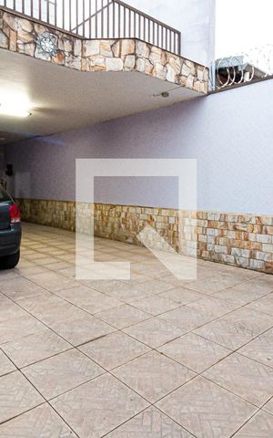 Casa à venda com 137m², 3 quartos e 4 vagas Casa à venda com 137m², 3 quartos e 4 vagasÁrea Externa